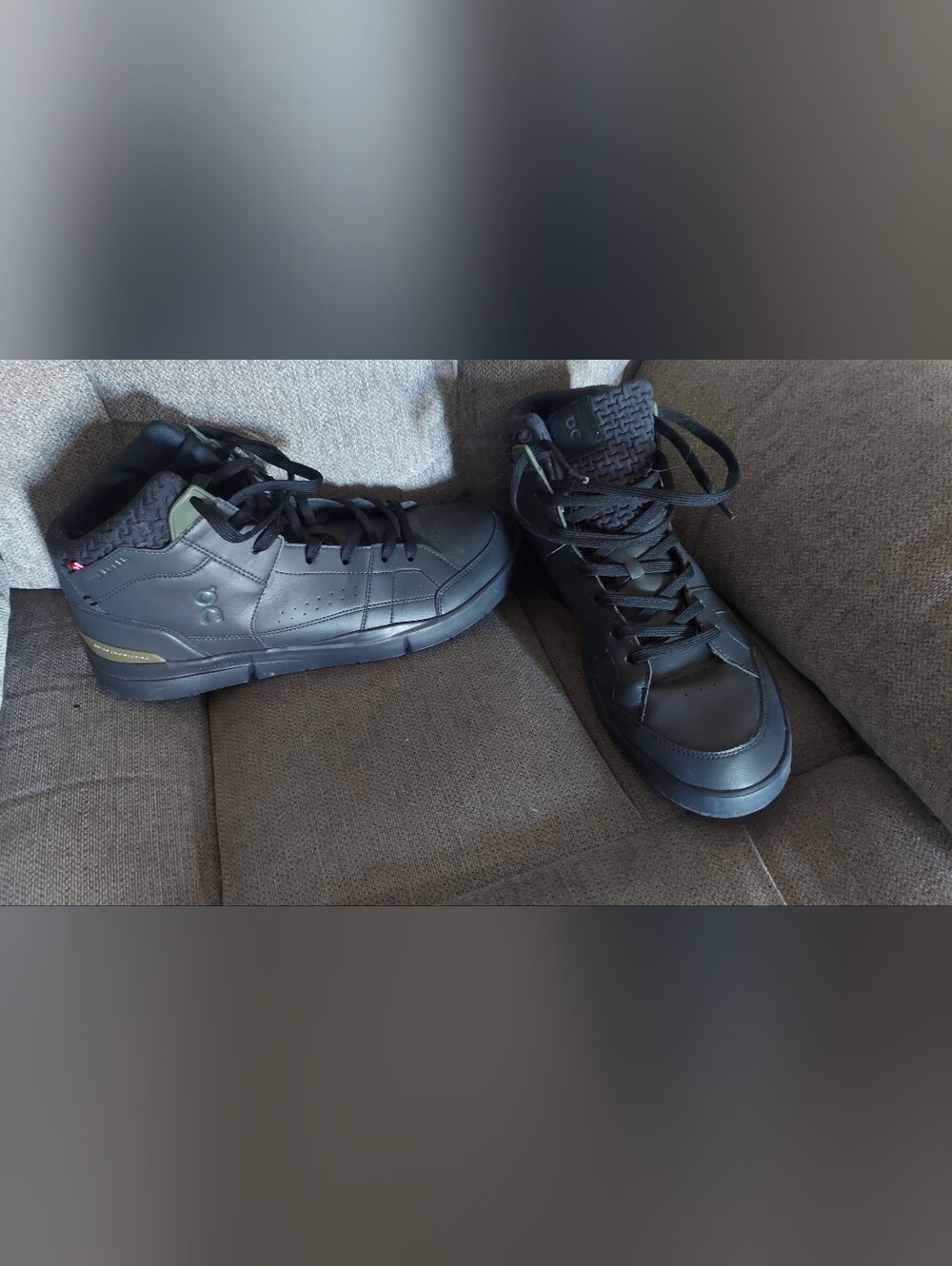 Men's On Cloud Hi Top Roger